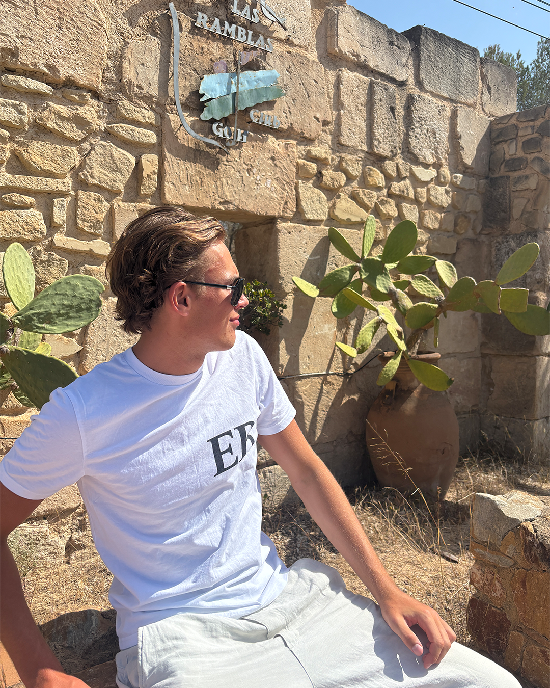 Hotel & Spa Tee